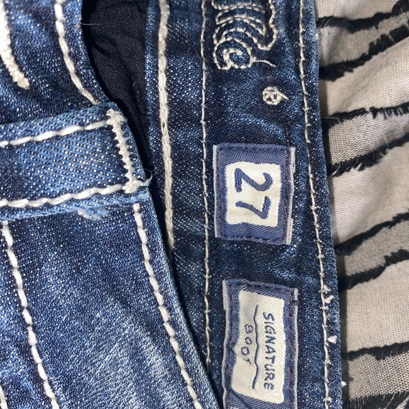 Miss Me Jeans - Picture 3 of 5